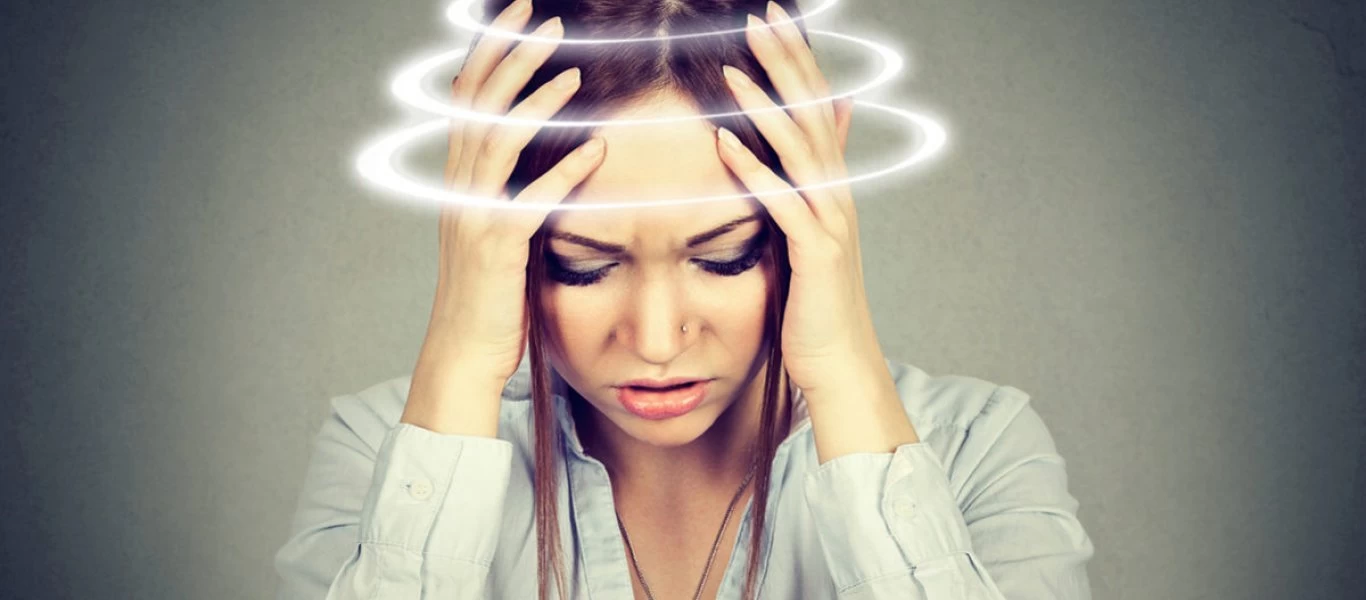 Ζαλάδα μετά το φαγητό: Αυτός είναι ο λόγος που συμβαίνει - Πως να την αντιμετωπίσετε